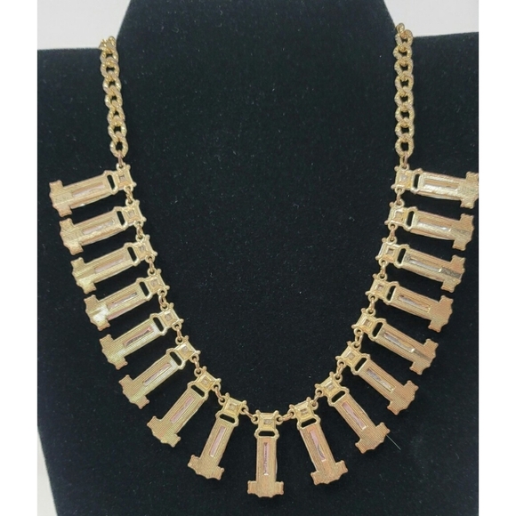 Crystal Statement Necklace - Picture 2 of 4